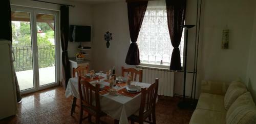 Two-bedroom Apartment In Rovinj/istrien 11571
