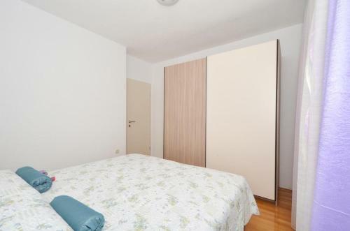 Hostal Apartment Arbanija 5228c