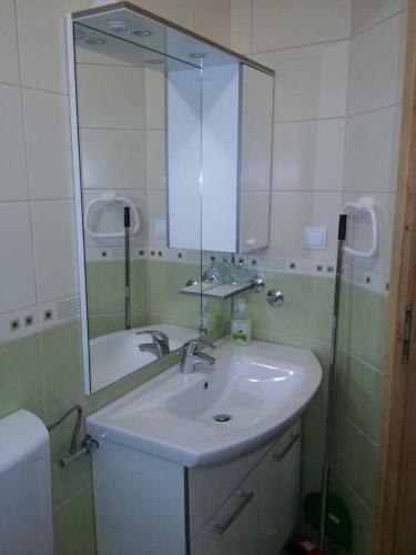 Apartment Pag 11778b