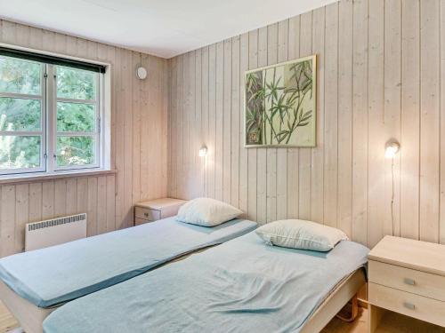 Four-bedroom Holiday Home In Aakirkeby 3