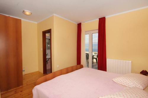 Apartment Vrbnik 5299a