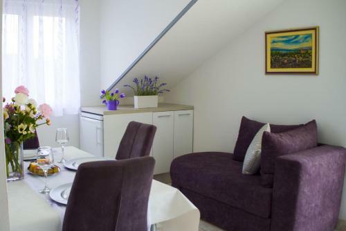 Apartment Vis 2428c