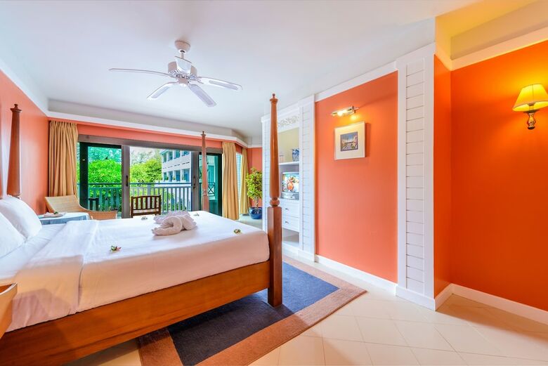 Hotel Andaman Seaview