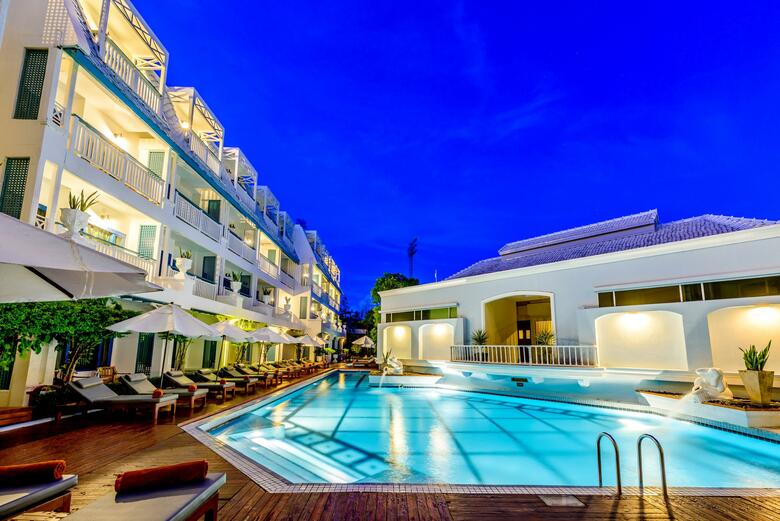 Hotel Andaman Seaview