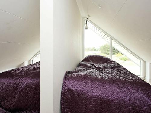 Three-bedroom Holiday Home In L�kken 22