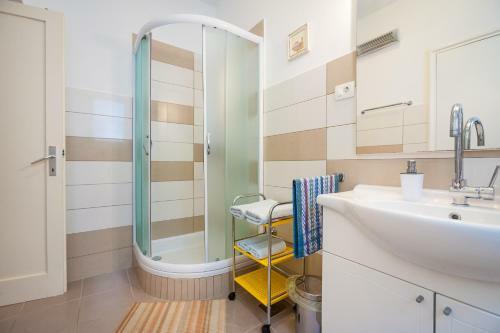 Vera Apartment With Seaview