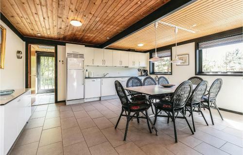 Holiday Home Lyngvejen Aakirkeby III
