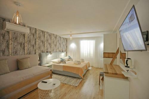 Hostal Central Apartments