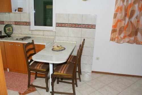 Apartments By The Sea Zaostrog (makarska) - 2663