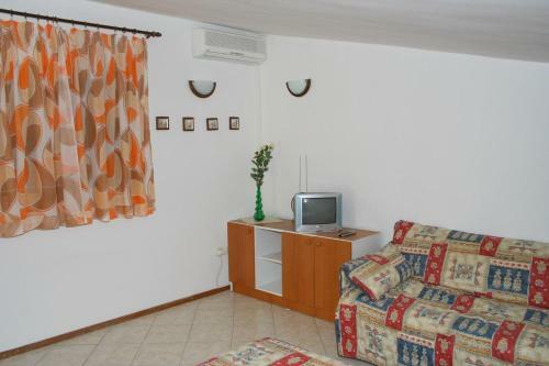 Apartments By The Sea Zaostrog (makarska) - 2663