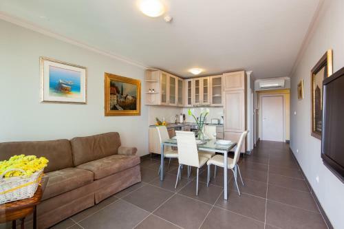 Residence Apartments "luca"