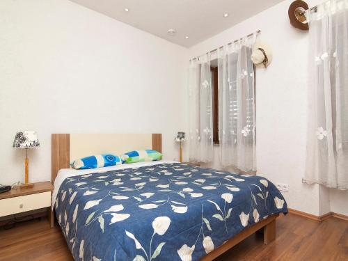 Old Town Apartment 91