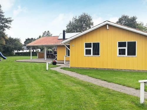 Four-bedroom Holiday Home In Nordborg 2