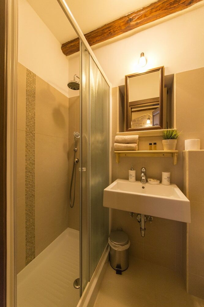 Hostal Rooms Villa Duketis