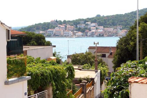Apartment Tisno 5106a