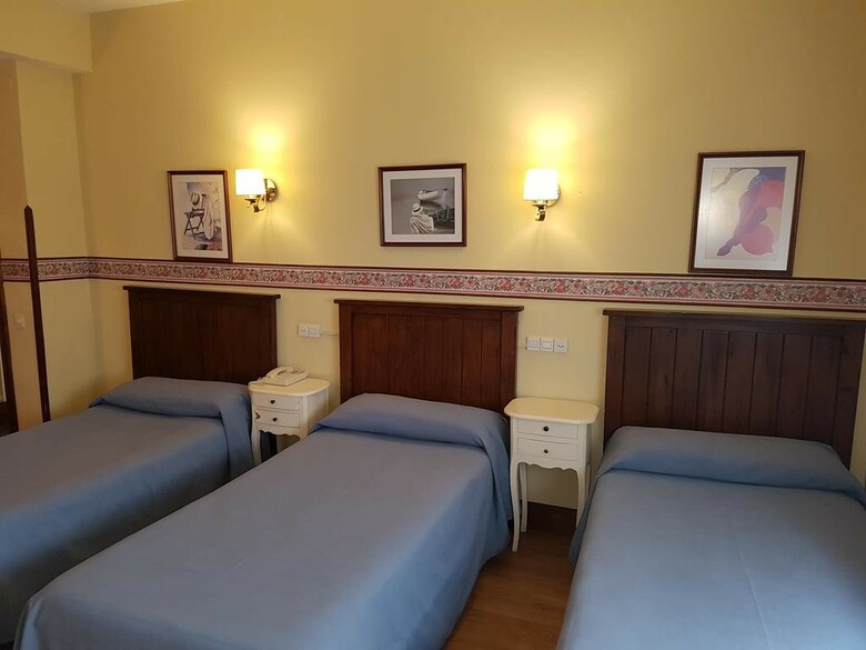 Hotel La Marina