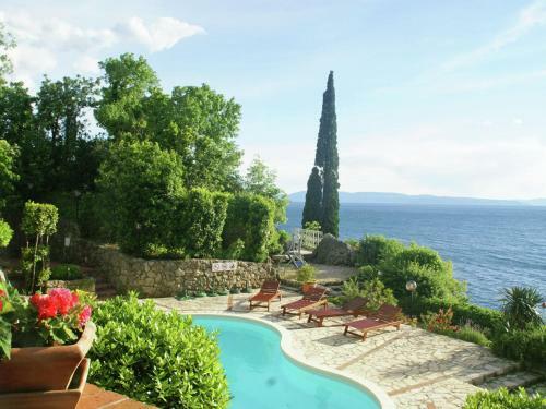 Apartment Villa Dora 1