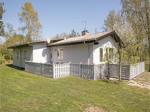 Holiday Home Strandvangen Aakirkeby II