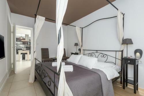 Apartments Bori