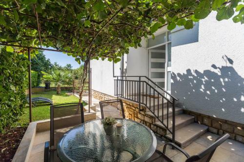 Apartments Bori