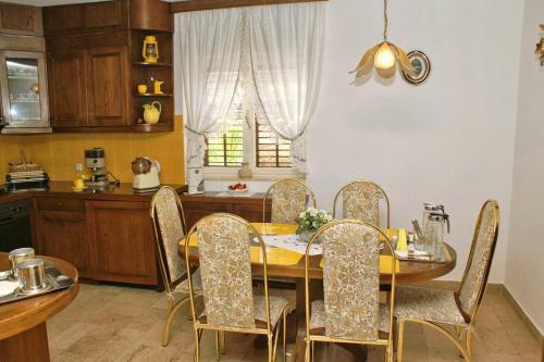 Apartment Mirca 2853a
