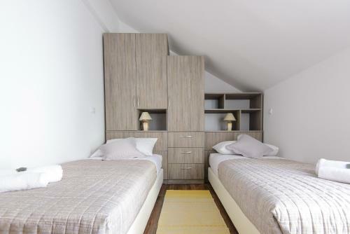 Apartments Violeta 2