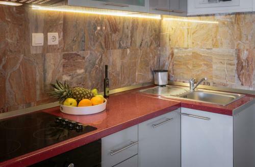 Panoramic City Apartment