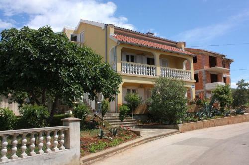 Apartments With A Parking Space Punat (krk) - 5350