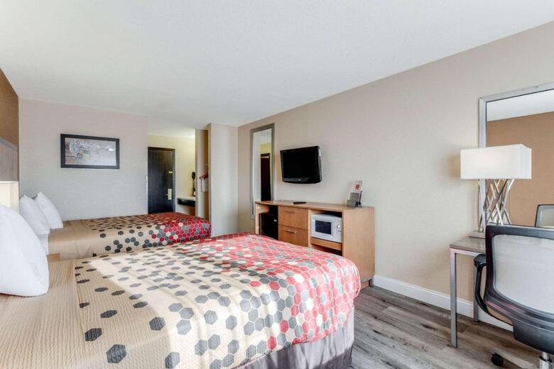 Hotel Econo Lodge (madison)