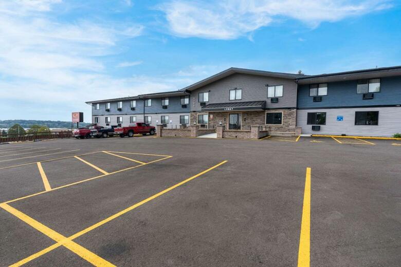 Hotel Econo Lodge (madison)