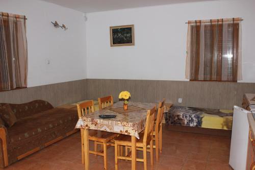 Hostal Apartmany U Janka Vinn� Jazero