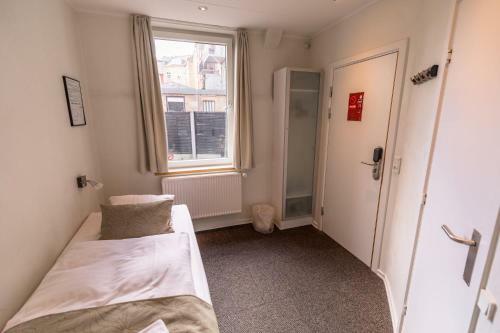 Ydes Budget Hotel