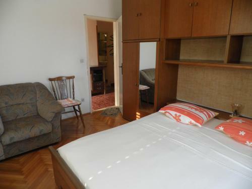 Apartments Holiday