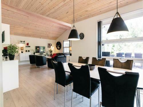 Holiday Home Aspesg�rdsskoven Aakirkeby IV