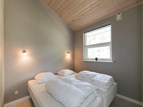Holiday Home Aspesg�rdsskoven Aakirkeby IV