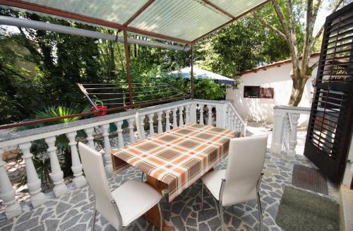 Apartment Malinska 5456a