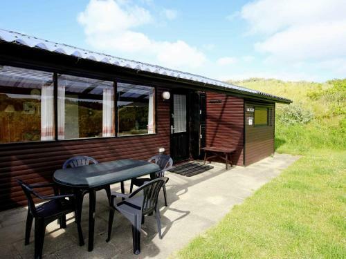 Two-bedroom Holiday Home In L�kken 25