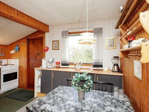 Two-bedroom Holiday Home In L�kken 25