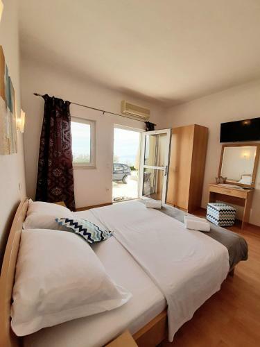 Apartments Akmadzic