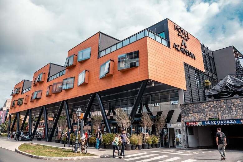 Hotel Academia