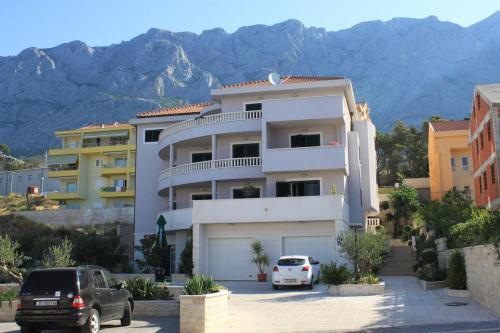 Apartment Makarska 3751e
