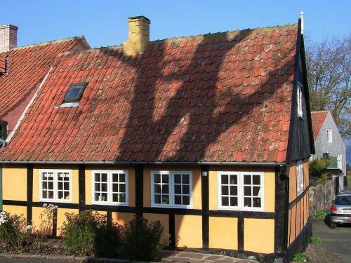 One-bedroom Holiday Home In Svaneke 1