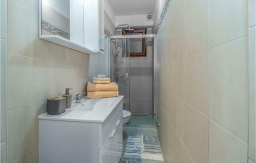 One-bedroom Apartment With Sea View In Dramalj