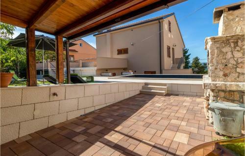 One-bedroom Apartment With Sea View In Dramalj