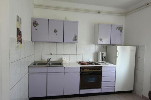 Apartments By The Sea Banjol (Rab) - 4965