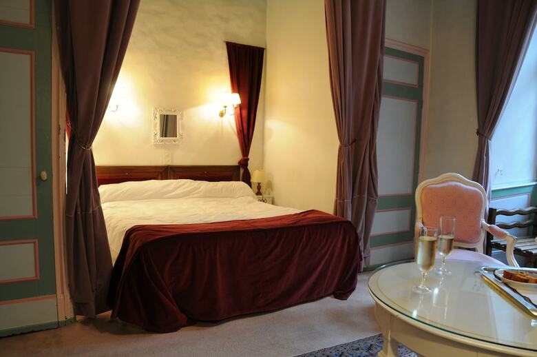 Hotel Chateau D Ayres