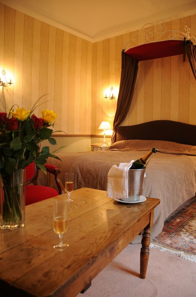 Hotel Chateau D Ayres