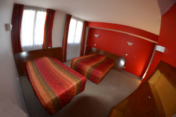 Hotel H�tel De L'ours
