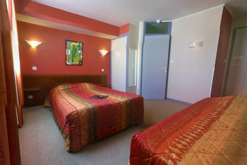 Hotel H�tel De L'ours