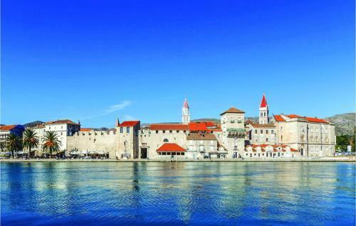 Apartment Trogir Sv.lazara